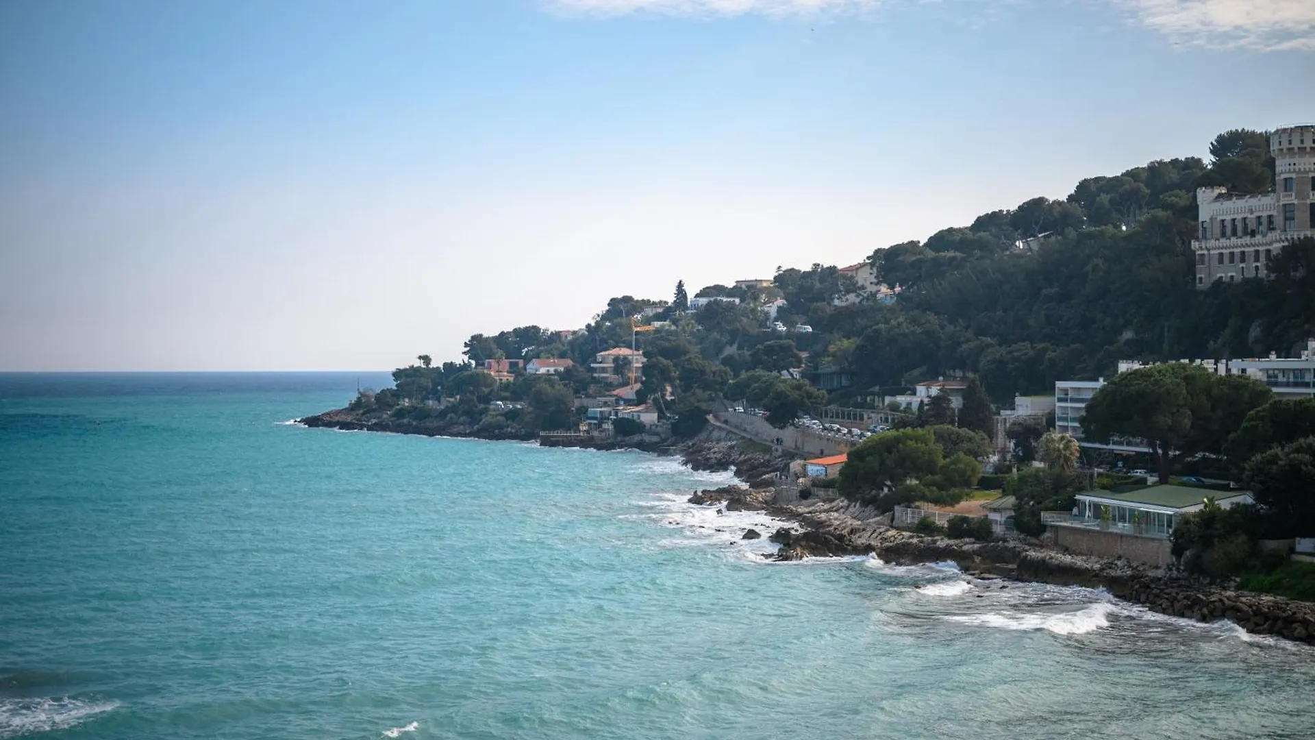 Rives D'Or 2, Beautiful Beachfront Studio, Beach Access, Ac Roquebrune-Cap-Martin Apartment